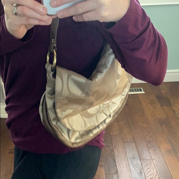 Authentic Coach purse - Picture 4 of 11